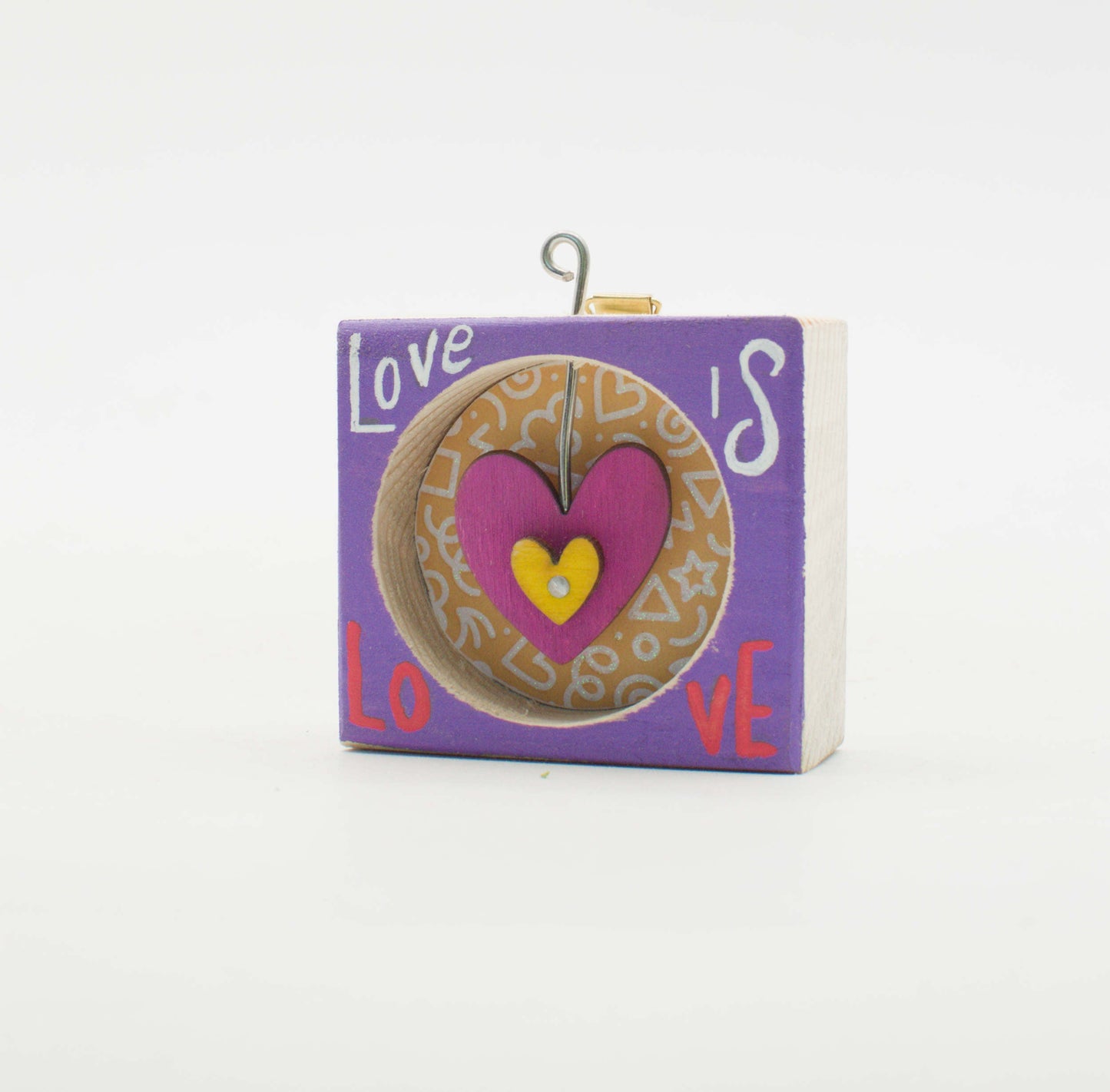 I Sospesi – Piccoli Quadri Artigianali in Legno da Appendere - Love