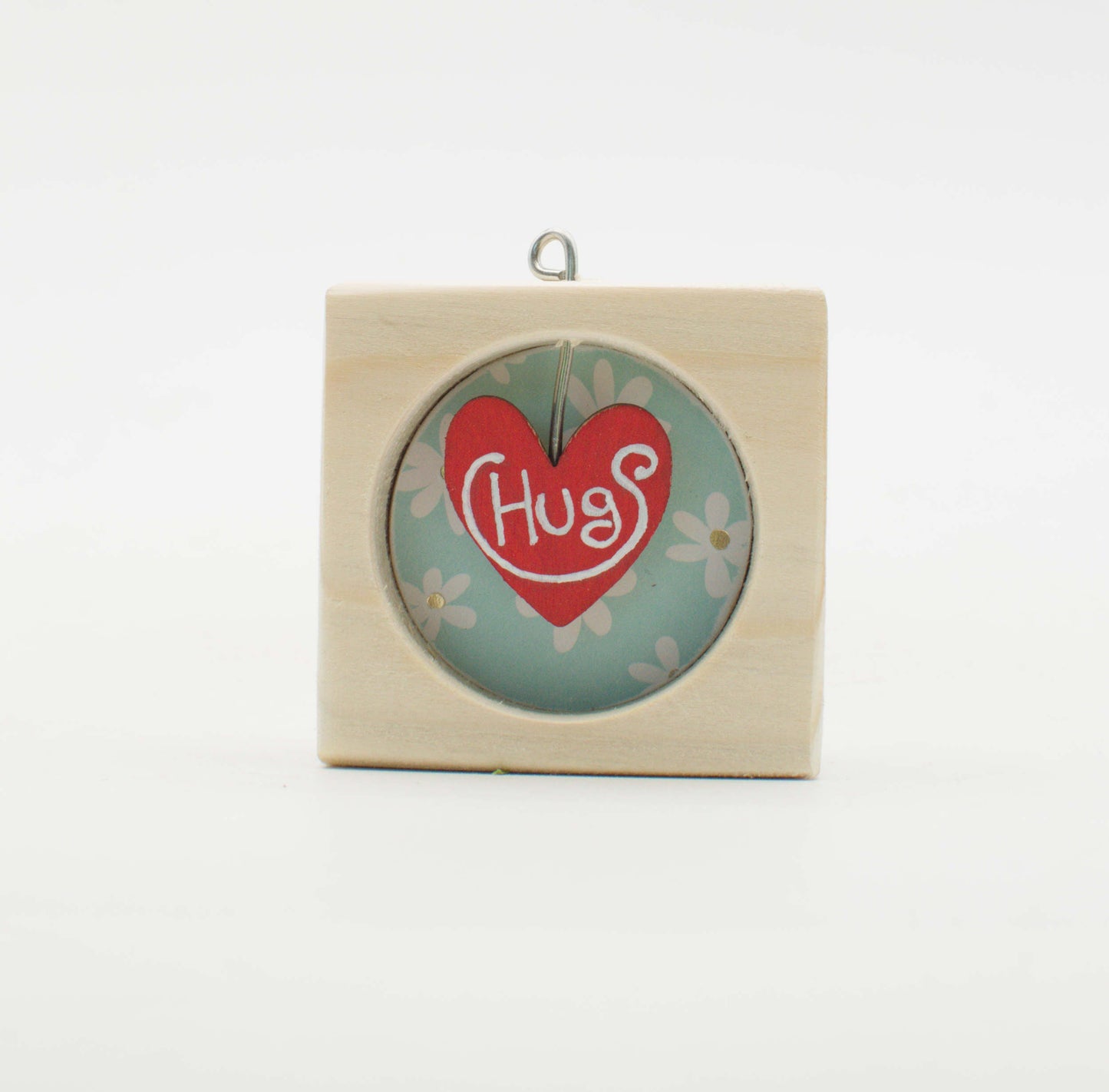 I Sospesi – Piccoli Quadri Artigianali in Legno da Appendere - Hug