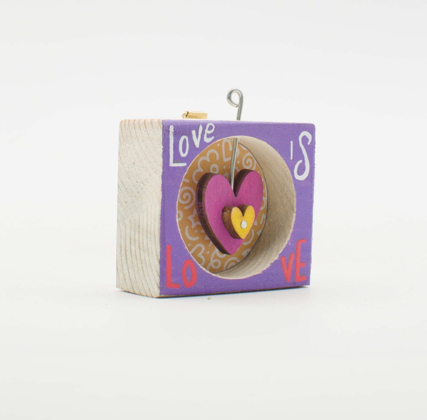 I Sospesi – Piccoli Quadri Artigianali in Legno da Appendere - Love