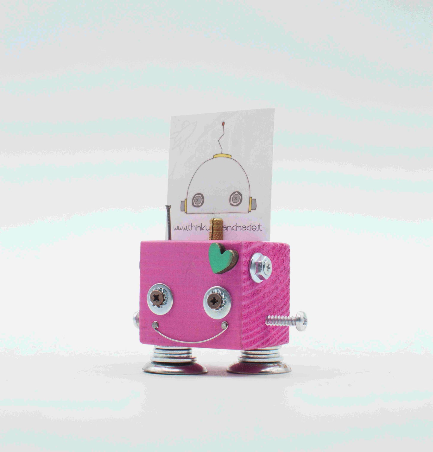 Portafoto da tavolo robot in legno rosa con occhi vite argento cuore verde menta e gambe a molla fatto a mano