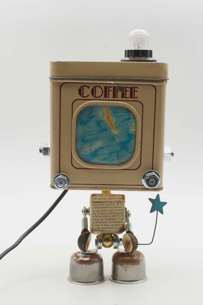 Lampada da tavolo robot beige in latta vintage fatta a mano con corpo quadrato coffee e finestra circolare blu